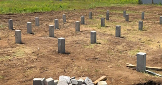 Фундамент на забивных жб сваях под ключ в Кирове - фундамент из забивных железобетонных свай цена от 3128 руб/м2